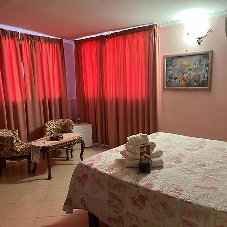 La Villa Del Patrizio Όστια Αντίκα Εξωτερικό φωτογραφία