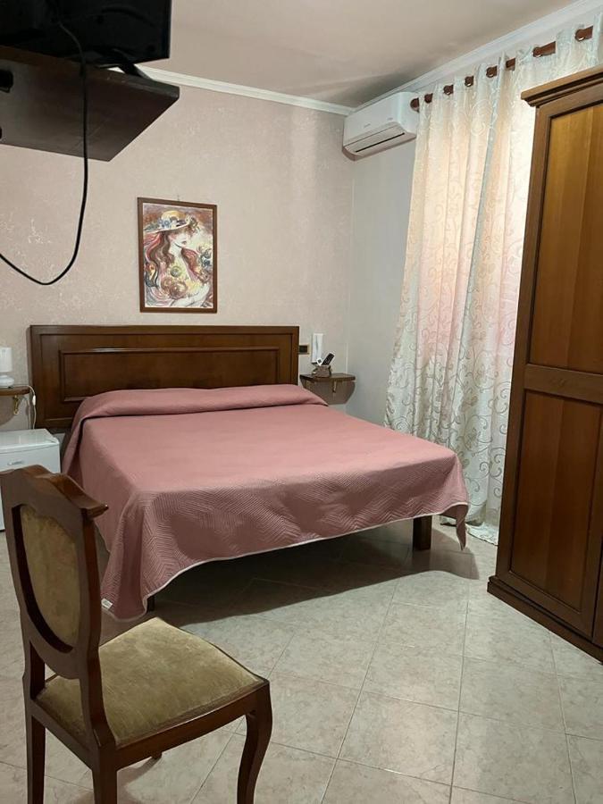 La Villa Del Patrizio Όστια Αντίκα Εξωτερικό φωτογραφία