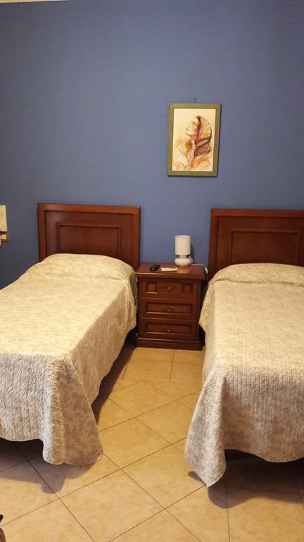La Villa Del Patrizio Όστια Αντίκα Εξωτερικό φωτογραφία